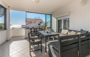 Lovely Apartment In Pakostane With Wifi